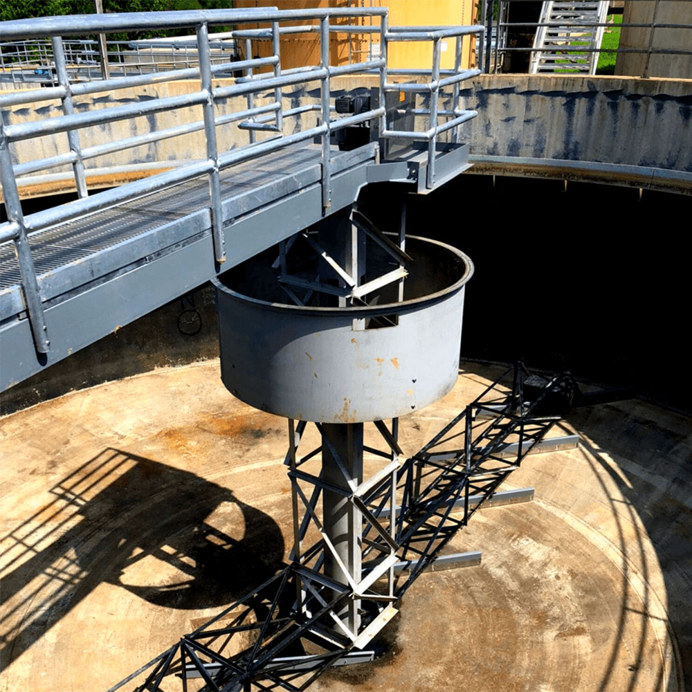 Plow Blade Clarifier